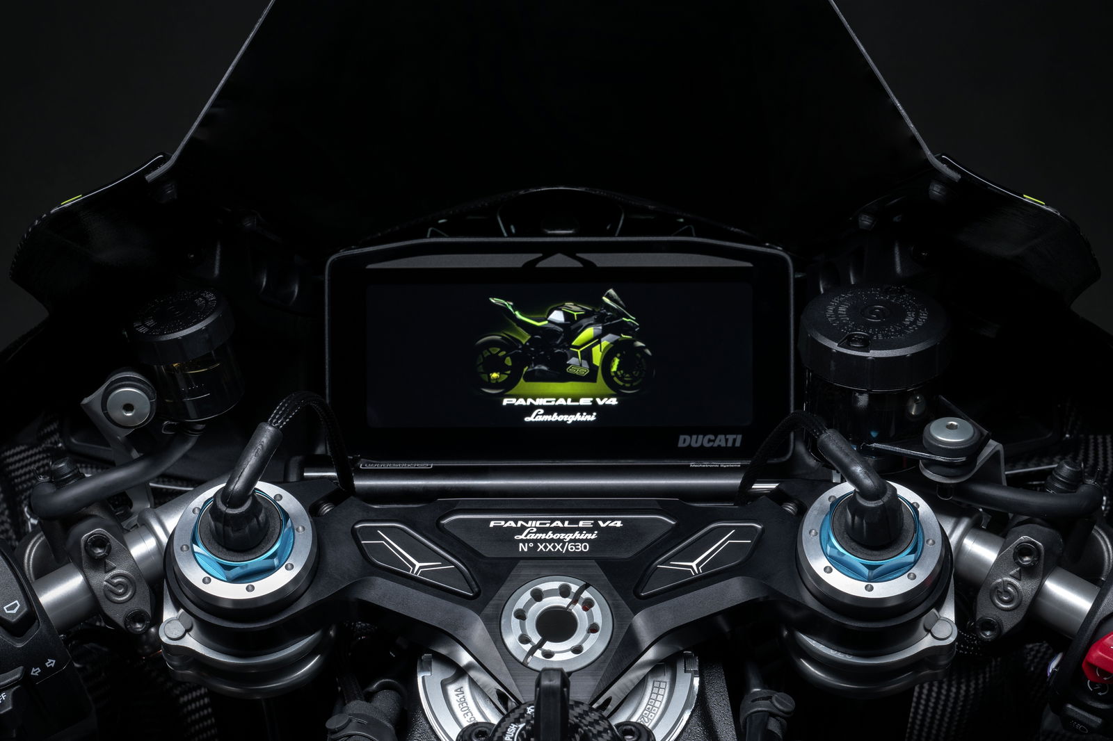 Panigale V4 Lamborghini dash
